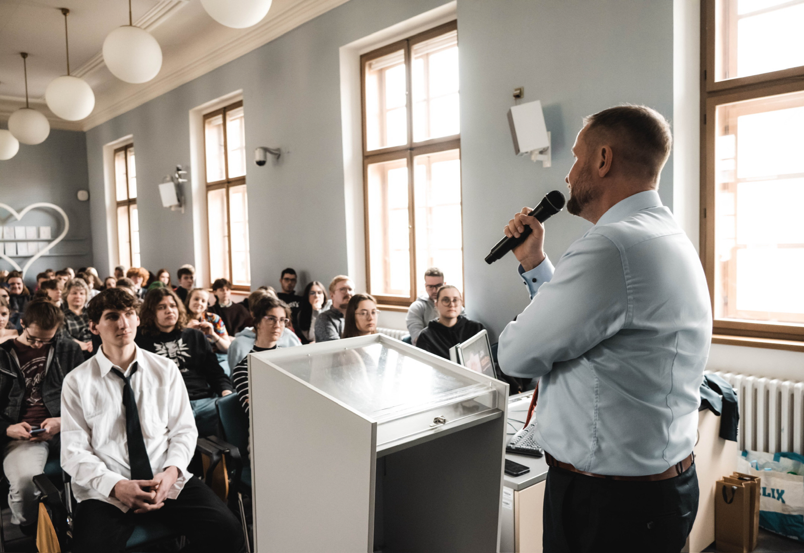 Generální ředitel ČT na besedě spolku Faktory v Olomouci